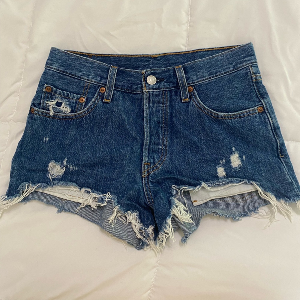 LEVI Distressed Denim Shorts